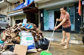 Đồ mới hóa đồ cũ, người Hà Nội đốt nến quét bùn, dọn nhà cửa  第14张