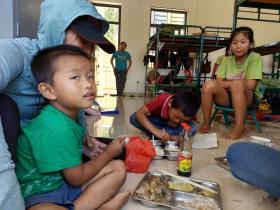 Huyện Chương Mỹ,  thầy và trò duy trì việc dạy, học trong mùa lũ 第5张