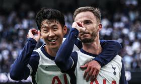 Son Heung-min giúp Tottenham thắng ngược 