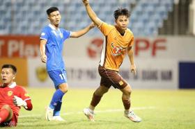 Cầu thủ 16 tuổi của HAGL lập kỷ lục V-League 