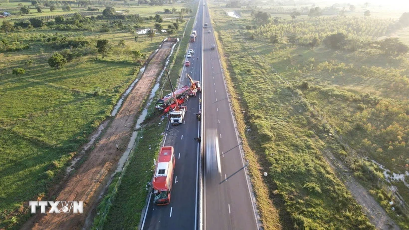  Tai nạn giữa hai xe khách trên Cao tốc Vĩnh Hảo-Phan Thiết, 2 người tử vong 