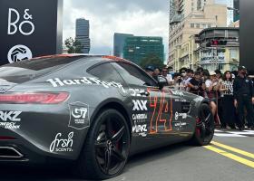 Chưa kịp phô diễn sức mạnh, Mercedes-AMG GT bị rách lốp ở Gumball 3000  第1张