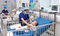  Suýt mất mạng khi chữa rắn cắn ở nhà thầy lang 第4张