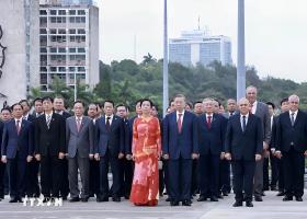 Tổng Bí thư, Chủ tịch nước thăm Đại sứ quán và cộng đồng người Việt Nam tại Cuba  第5张