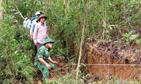  Ứng phó bão Trà Mi, lãnh đạo tỉnh Quảng Nam: &apos;Có bao nhiêu kinh nghiệm chống bão phải đem hết ra mà dùng&apos; 