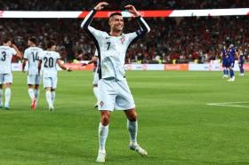 Cristiano Ronaldo chia sẻ cảm xúc sau khi cán mốc 900 bàn thắng