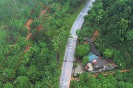 Đèo Mã Pì Lèng 'hóa' suối dữ, Hà Giang sơ tán nhiều hộ dân