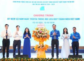  Tuyên dương 16 cán bộ Hội và 6 gương thanh niên sống đẹp Thủ đô 