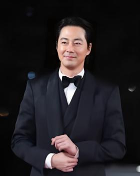 'Đệ nhất mỹ nam' Jo In Sung: Lẻ bóng tuổi 43, bị đồn yêu Song Hye Kyo  第2张