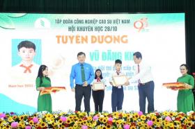  Tập đoàn Công nghiệp cao su Việt Nam tuyên dương 580 học sinh, sinh viên &apos;Vượt khó - Học giỏi&apos; 